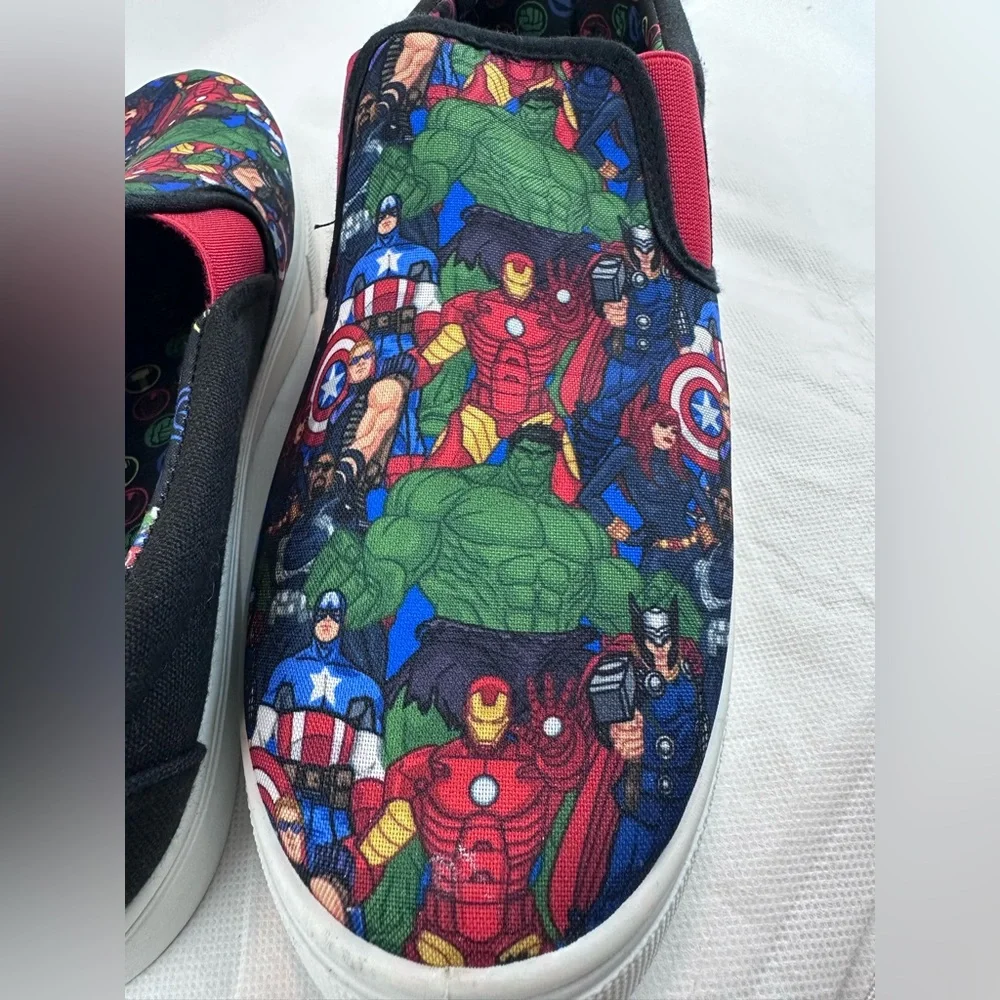 Marvel Avengers Slip-On Sneakers‎